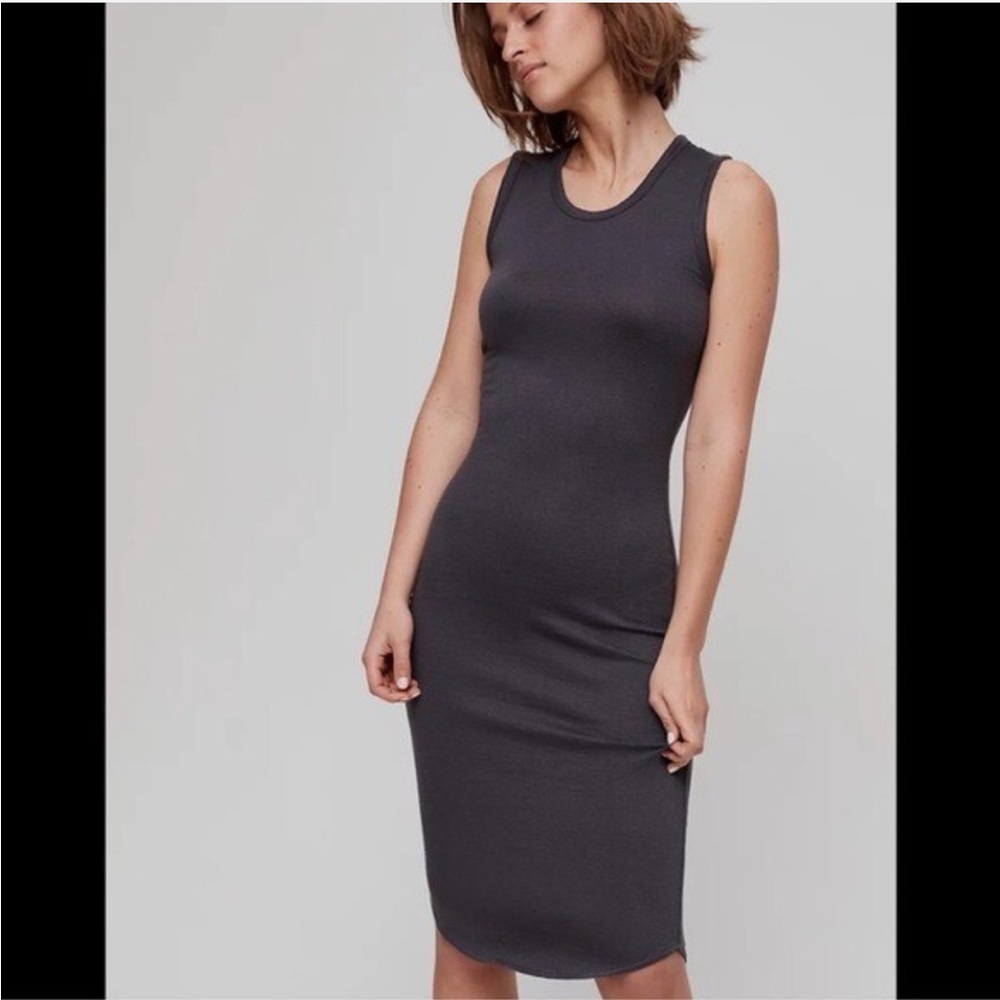 Wilfred Elegant Black Midi Dress